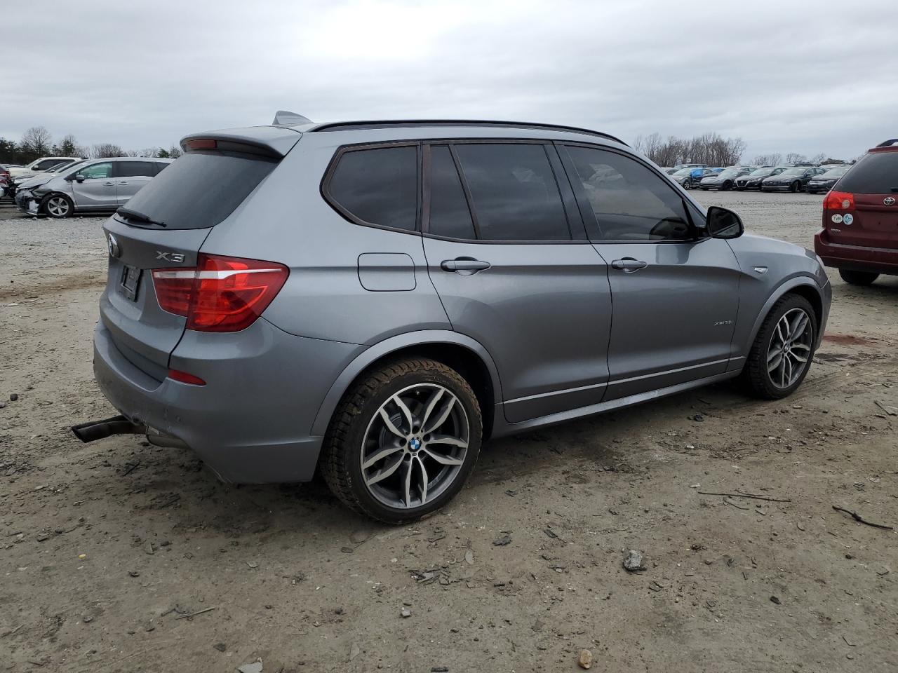 2016 BMW X3 VIN 5UXWX7C52G0R18055 Copart auction photo, side / rear end damage thumbnail 3