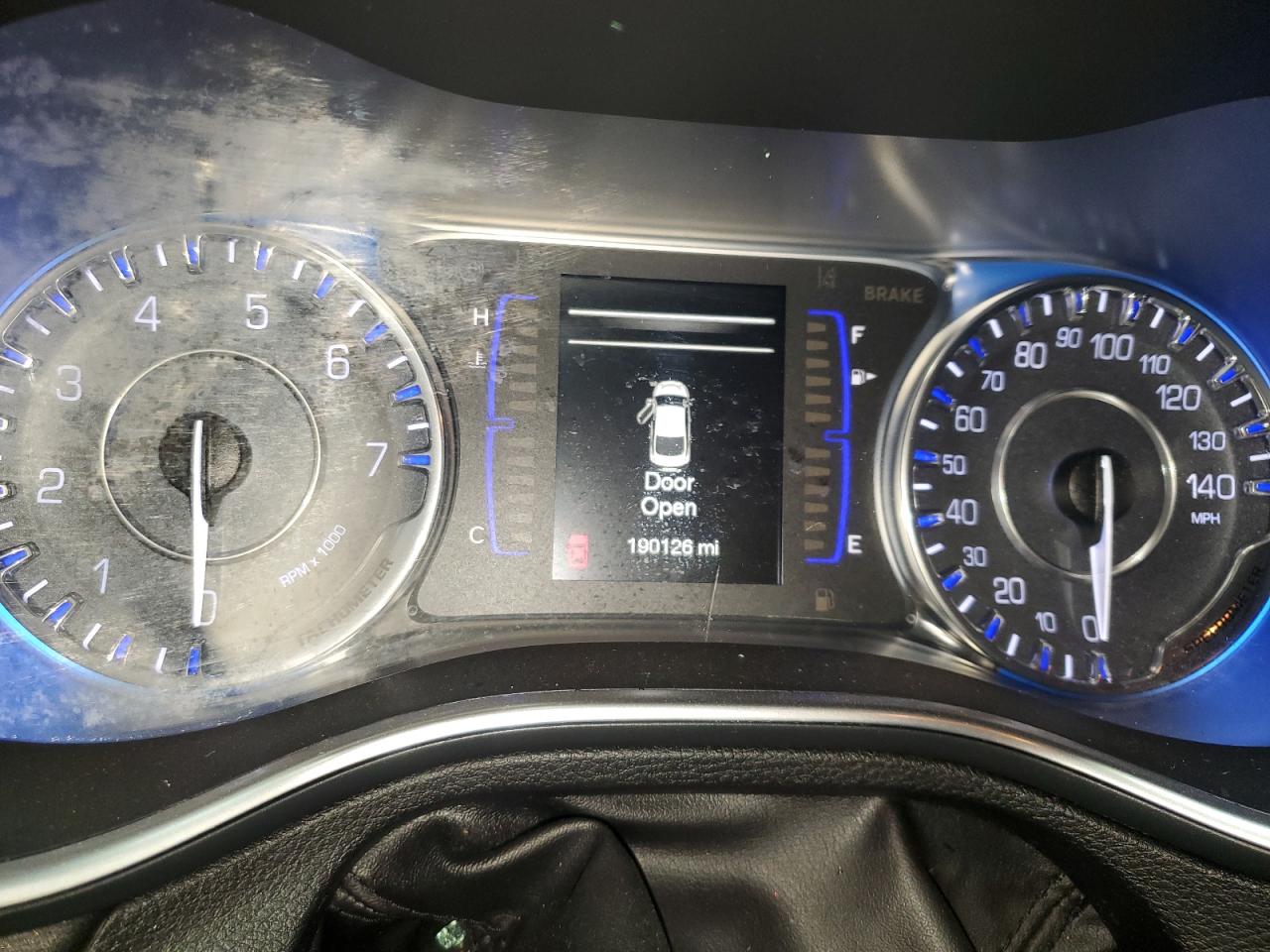 2016 Chrysler 200 VIN 1C3CCCAB3GN127168 Copart auction photo, vandalism / side damage thumbnail 9