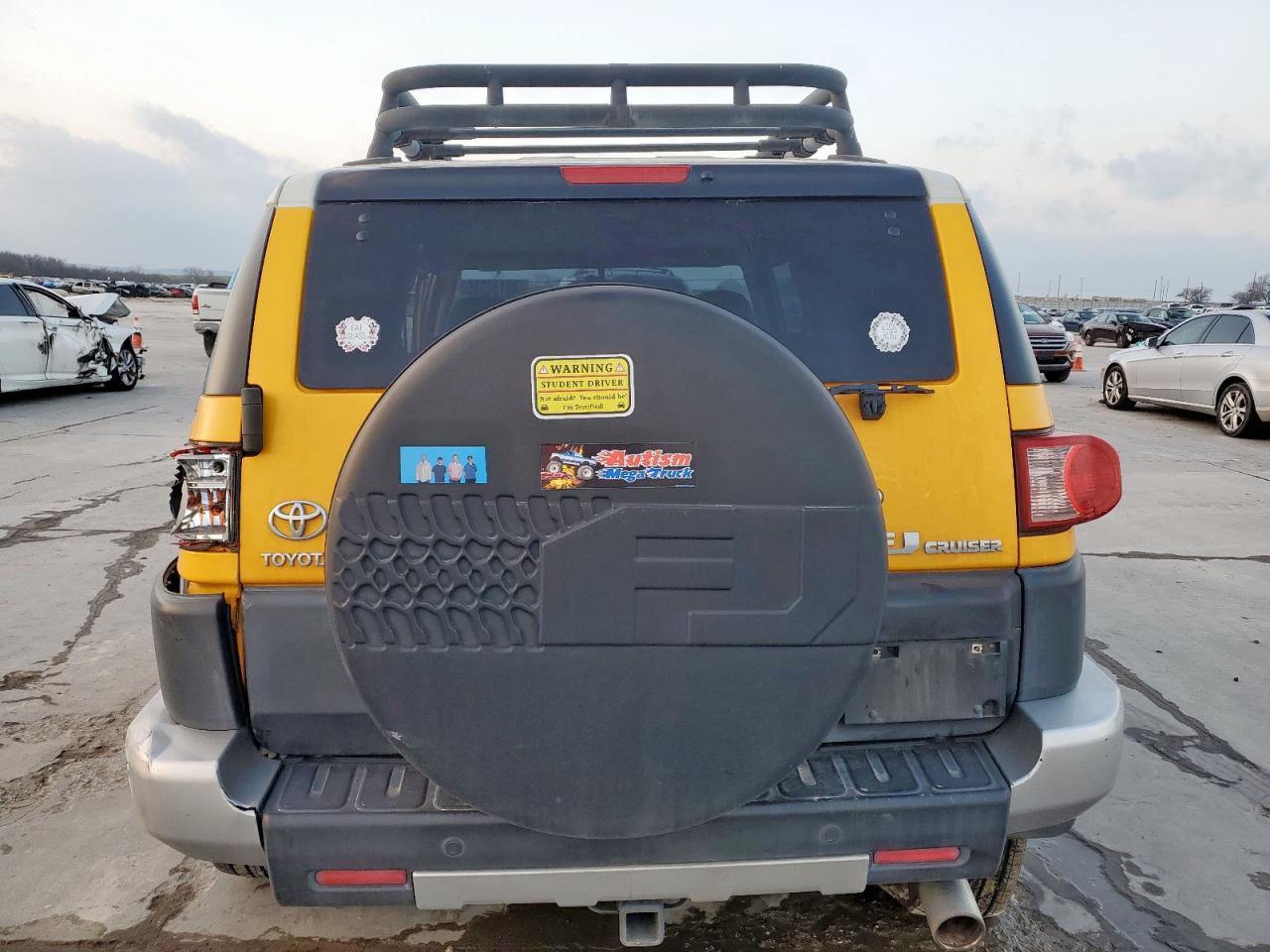 2007 Toyota FJ Cruiser VIN JTEZU11F370013089 Copart auction photo, front end damage thumbnail 6