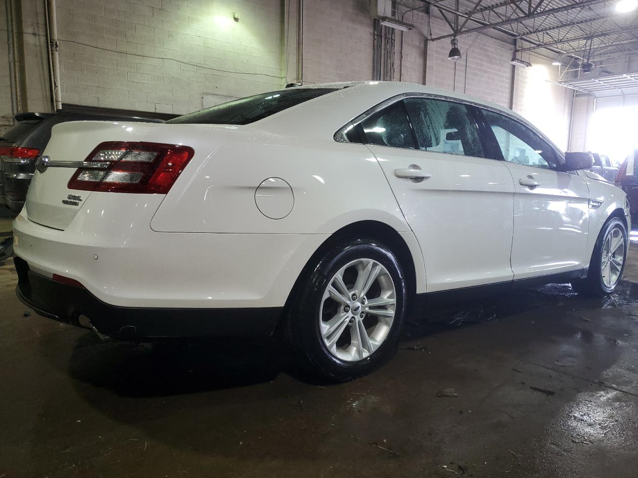 2016 Ford Taurus VIN 1FAHP2E8XGG140816 Copart auction photo, front end / side damage thumbnail 3