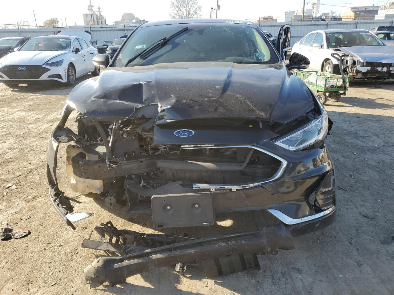 2020 Ford Fusion VIN 3FA6P0CDXLR115803 Copart auction photo, front end / side damage thumbnail 5