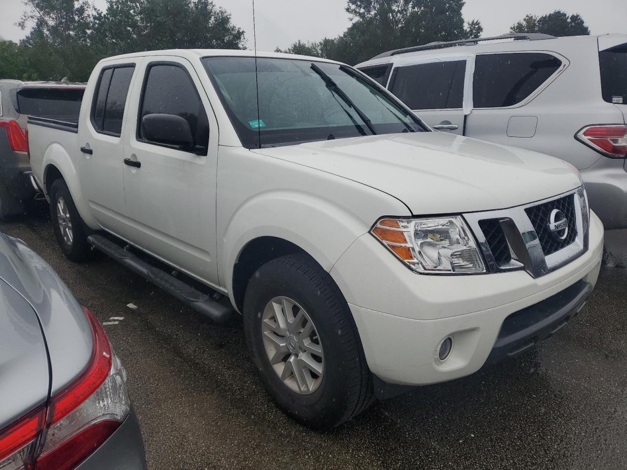 2019 Nissan Navara (Frontier) VIN 1N6DD0ER5KN756116 Copart auction photo, water/flood damage thumbnail 4
