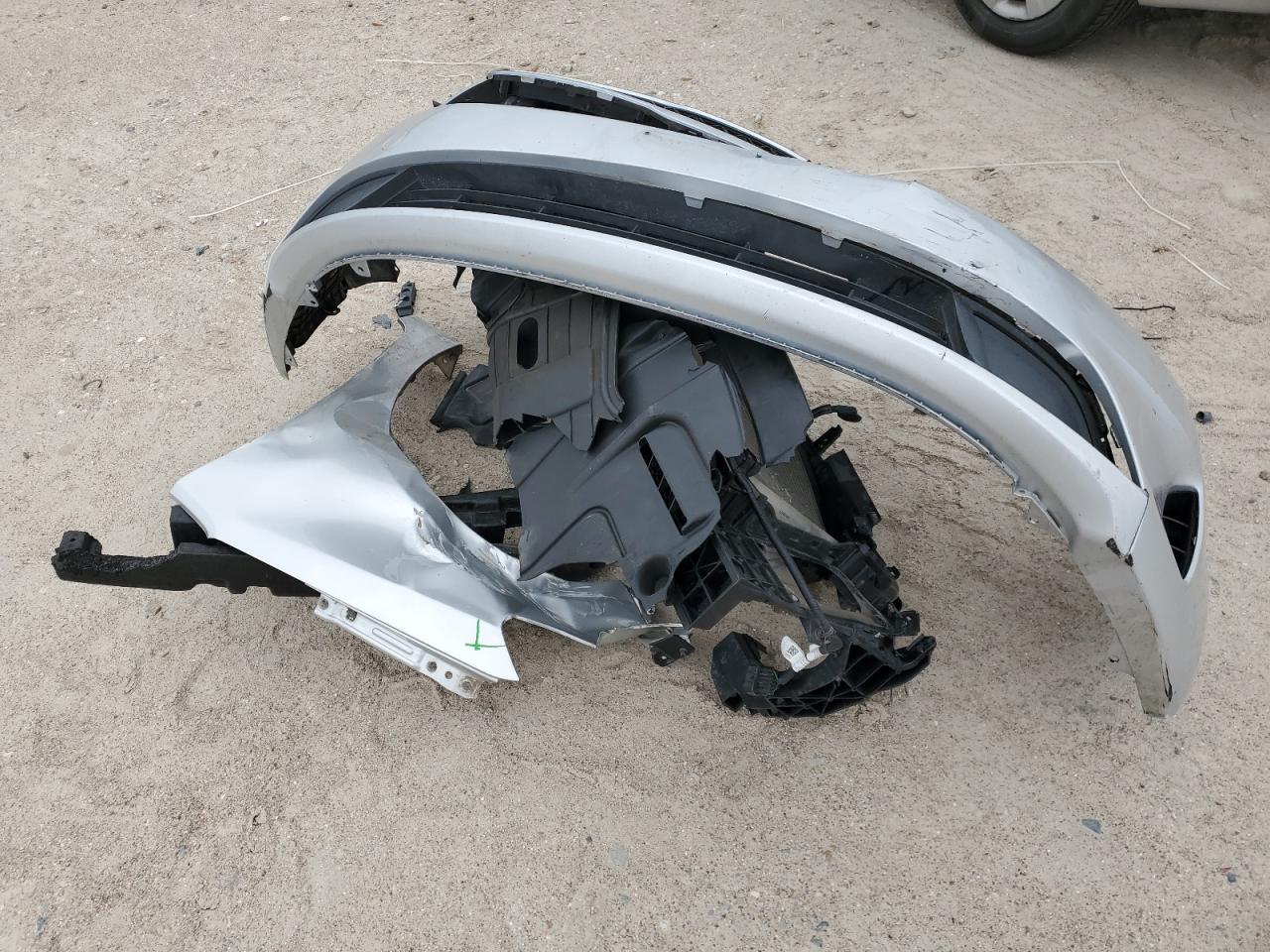 2017 KIA Forte VIN 3KPFK4A79HE070008 Copart auction photo, front end / minor dent/scratches damage thumbnail 13