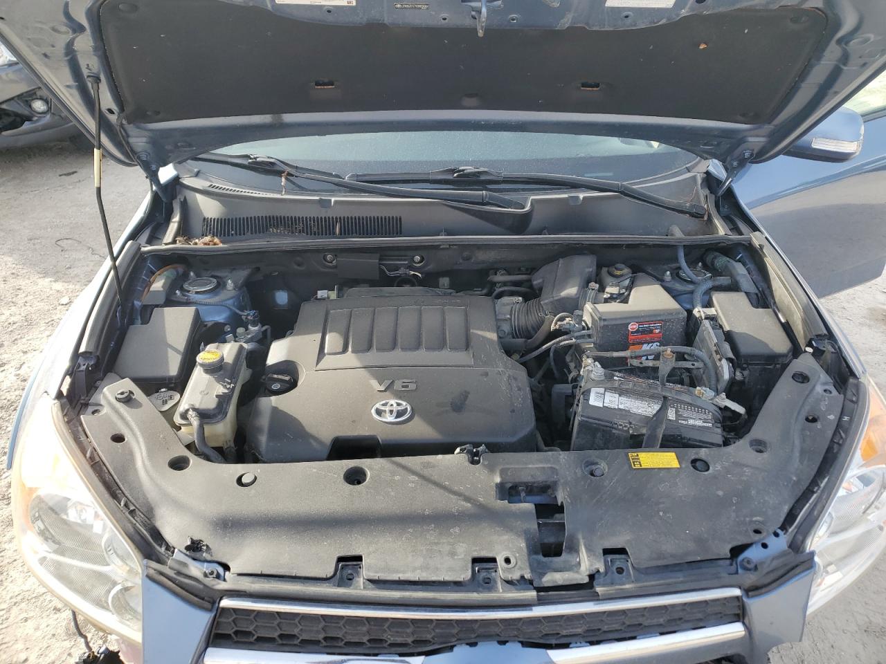2009 Toyota RAV 4 VIN JTMBK31V79D000369 Copart auction photo, front end / minor dent/scratches damage thumbnail 14