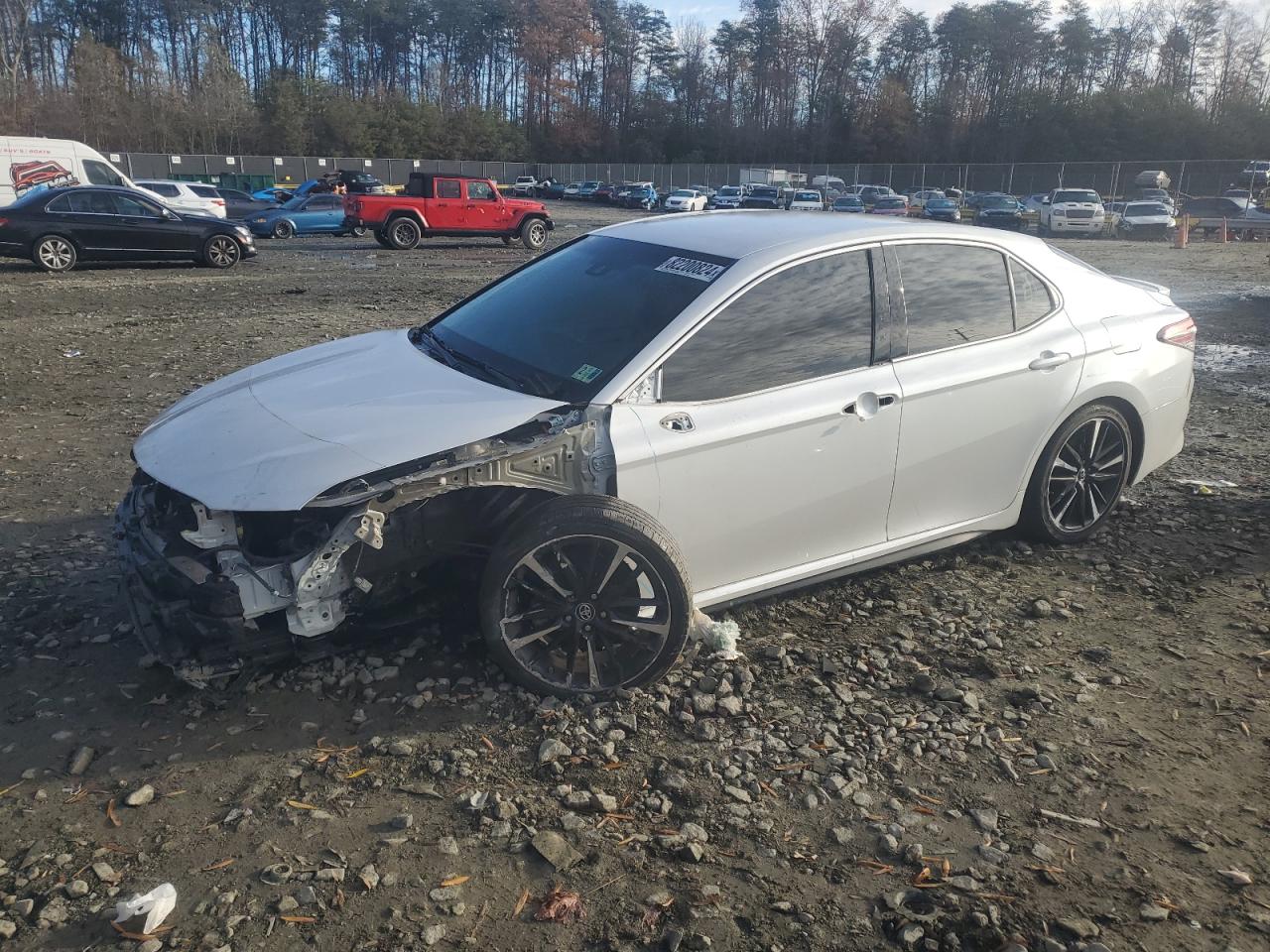 2018 Toyota Camry VIN 4T1B61HKXJU075894