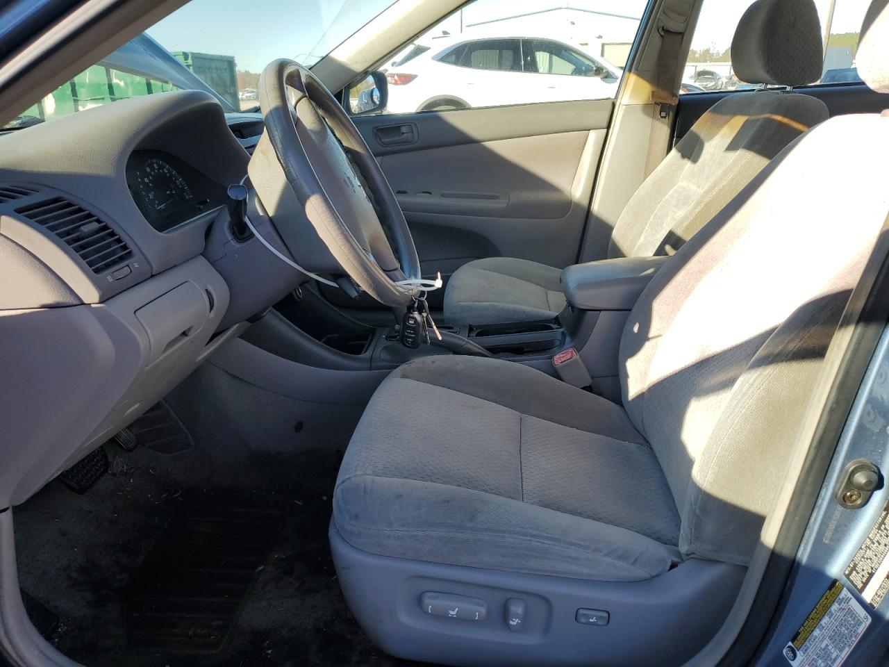 2004 Toyota Camry VIN 4T1BE32K84U885357 Copart auction photo, rear end damage thumbnail 7