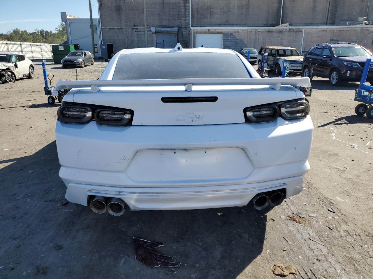 2022 Chevrolet Camaro VIN 1G1FK1R62N0122921 Copart auction photo, side / mechanical damage thumbnail 6