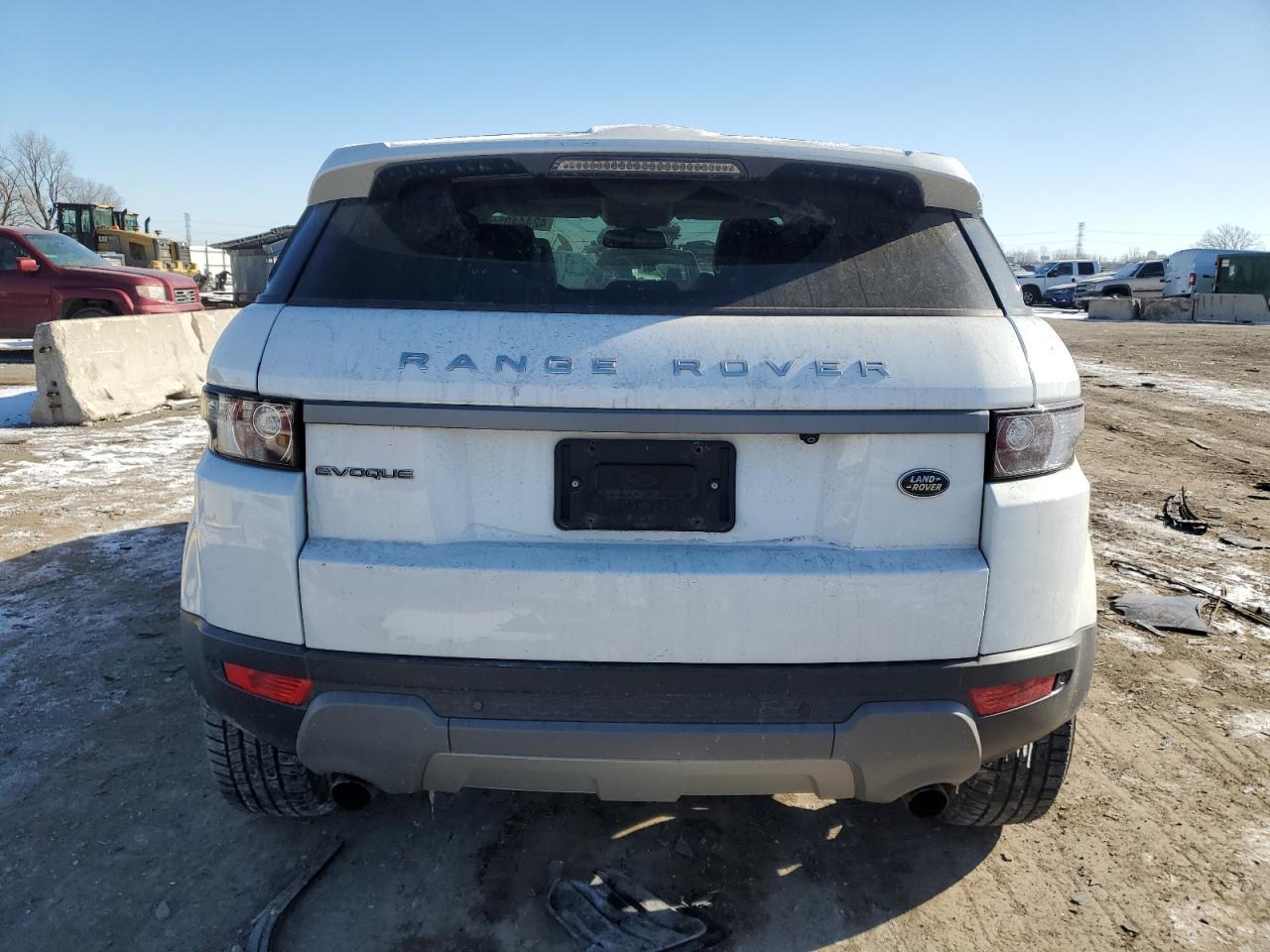 2015 Land Rover Range Rover VIN SALVP2BG7FH058973 Copart auction photo, front end damage thumbnail 6