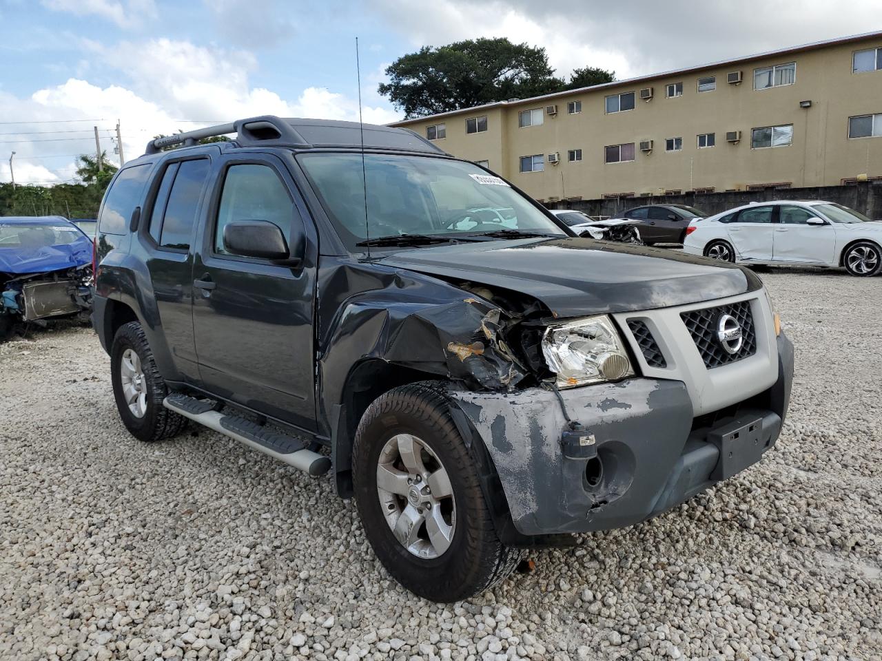 2010 Nissan XTerra VIN 5N1AN0NW0AC520343 Copart auction photo, front end / minor dent/scratches damage thumbnail 4
