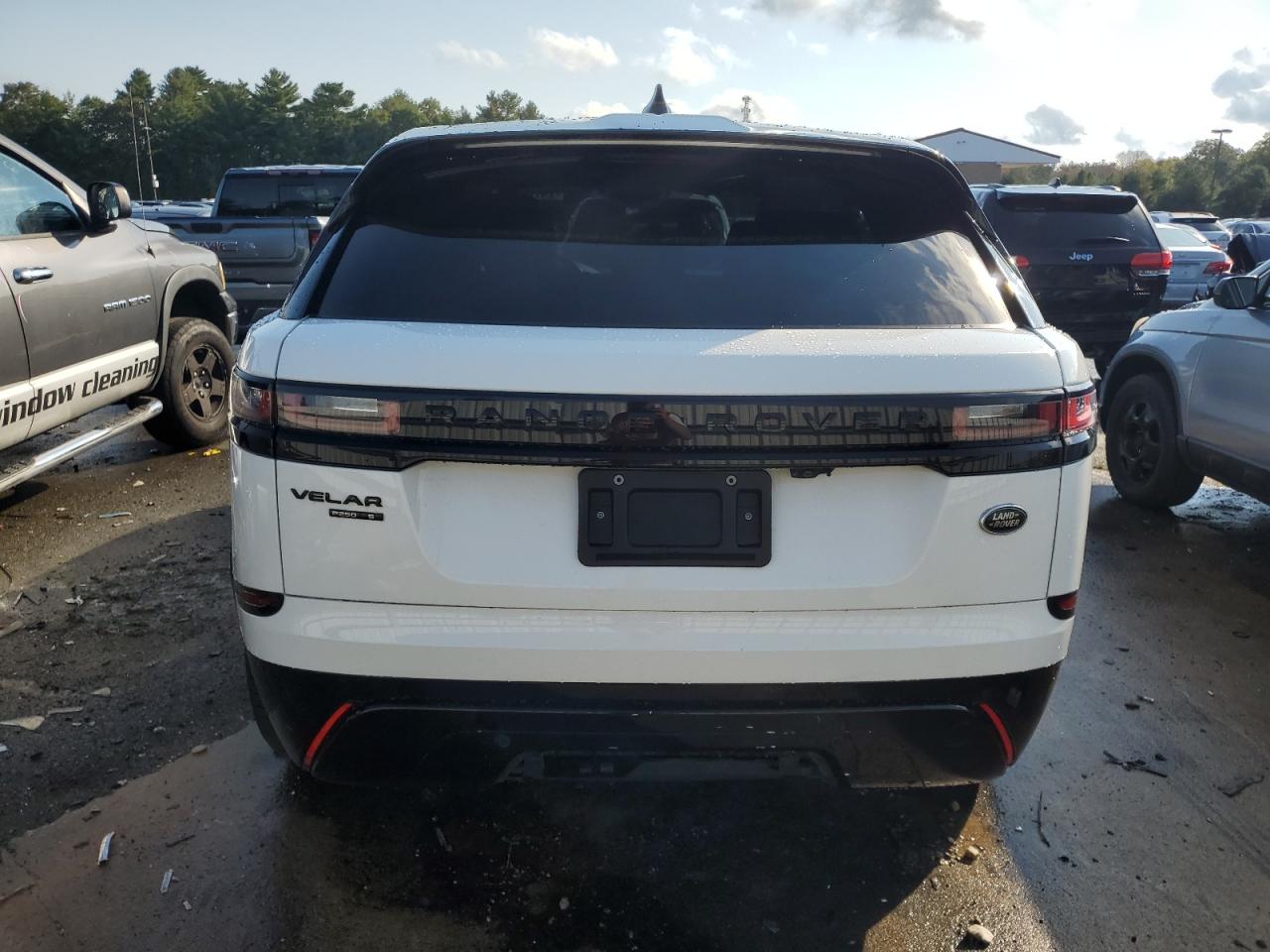2020 Land Rover Range Rover VIN SALYK2EX8LA239298 Copart auction photo, all over damage thumbnail 6