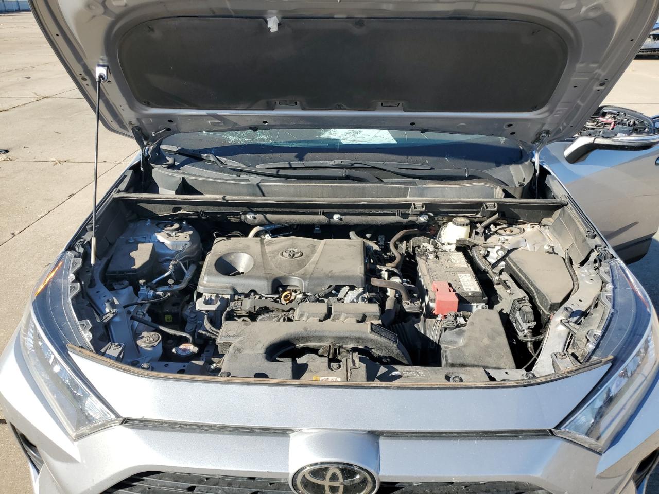 2021 Toyota RAV 4 VIN 2T3C1RFV2MC112903 Copart auction photo, hail / minor dent/scratches damage thumbnail 12