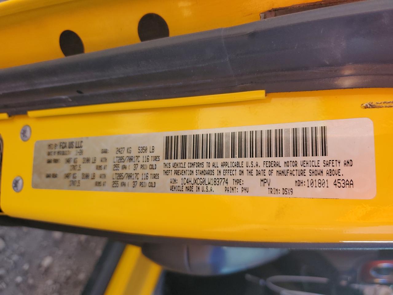 2020 Jeep Wrangler VIN 1C4HJXCG0LW183774 Copart auction photo, minor dent/scratches damage thumbnail 12