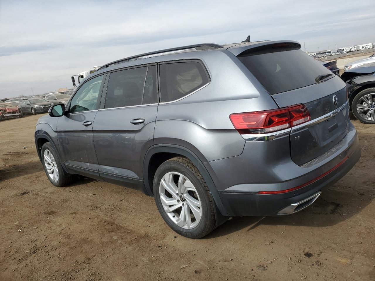 2021 Volkswagen Atlas VIN 1V2KP2CA6MC544056 Copart auction photo, side damage thumbnail 2