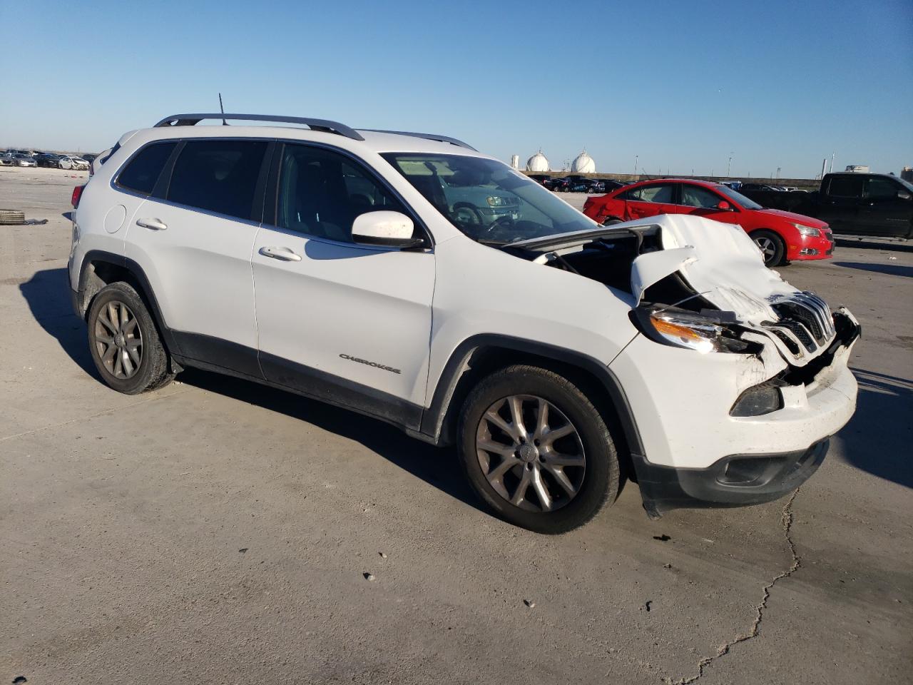 2016 Jeep Grand Cherokee VIN 1C4PJLCB1GW208034 Copart auction photo, front end damage thumbnail 4