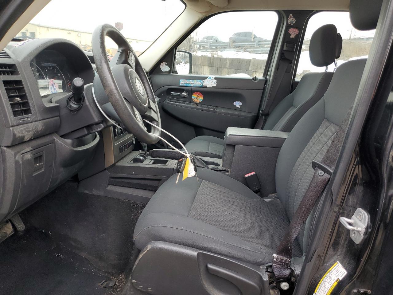 2012 Jeep Liberty (North America) VIN 1C4PJMAK6CW197406 Copart auction photo, side / minor dent/scratches damage thumbnail 7