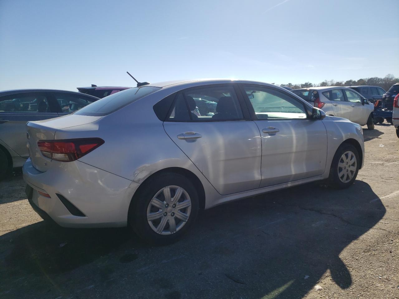 2021 KIA Rio VIN 3KPA24AD8ME403244 Copart auction photo, rear end / minor dent/scratches damage thumbnail 3