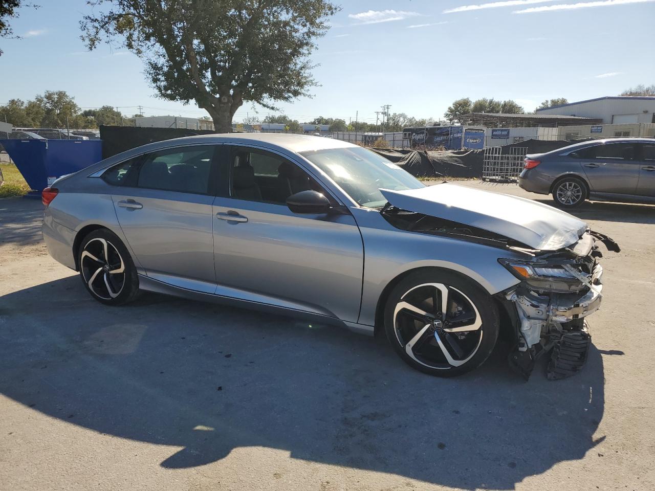 2022 Honda Accord VIN 1HGCV1F39NA117813 Copart auction photo, front end damage thumbnail 4