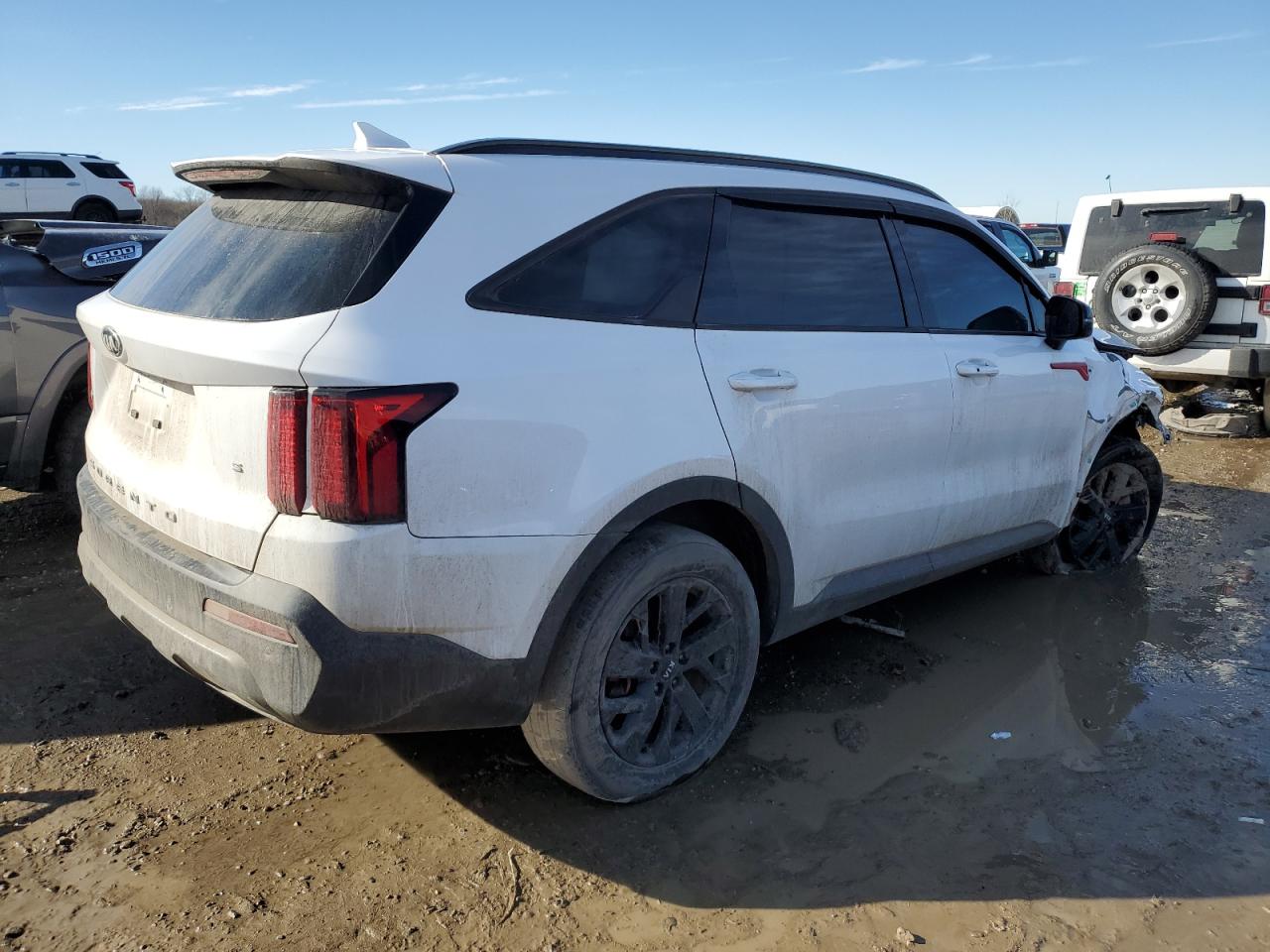 2021 KIA Sorento VIN 5XYRLDLC3MG005267 Copart auction photo, front end / mechanical damage thumbnail 3