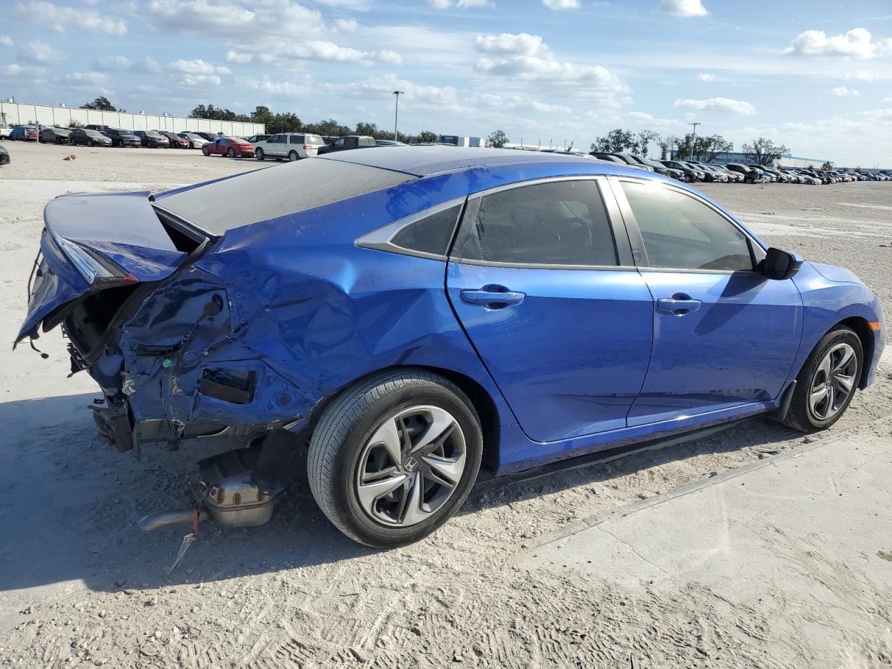 2019 Honda Civic VIN 19XFC2F63KE047073 Copart auction photo, rear end damage thumbnail 3