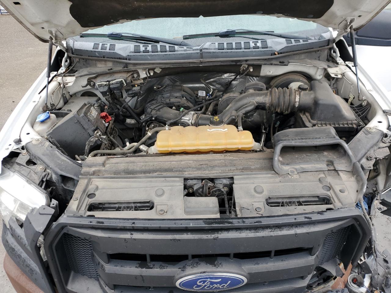 2016 Ford F-150 VIN 1FTMF1C83GKF91091 Copart auction photo, front end damage thumbnail 12