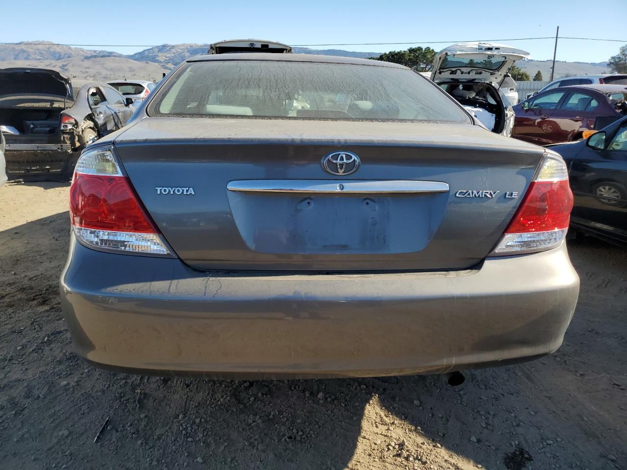 2005 Toyota Camry VIN 4T1BE30K35U958526 Copart auction photo, side damage thumbnail 6