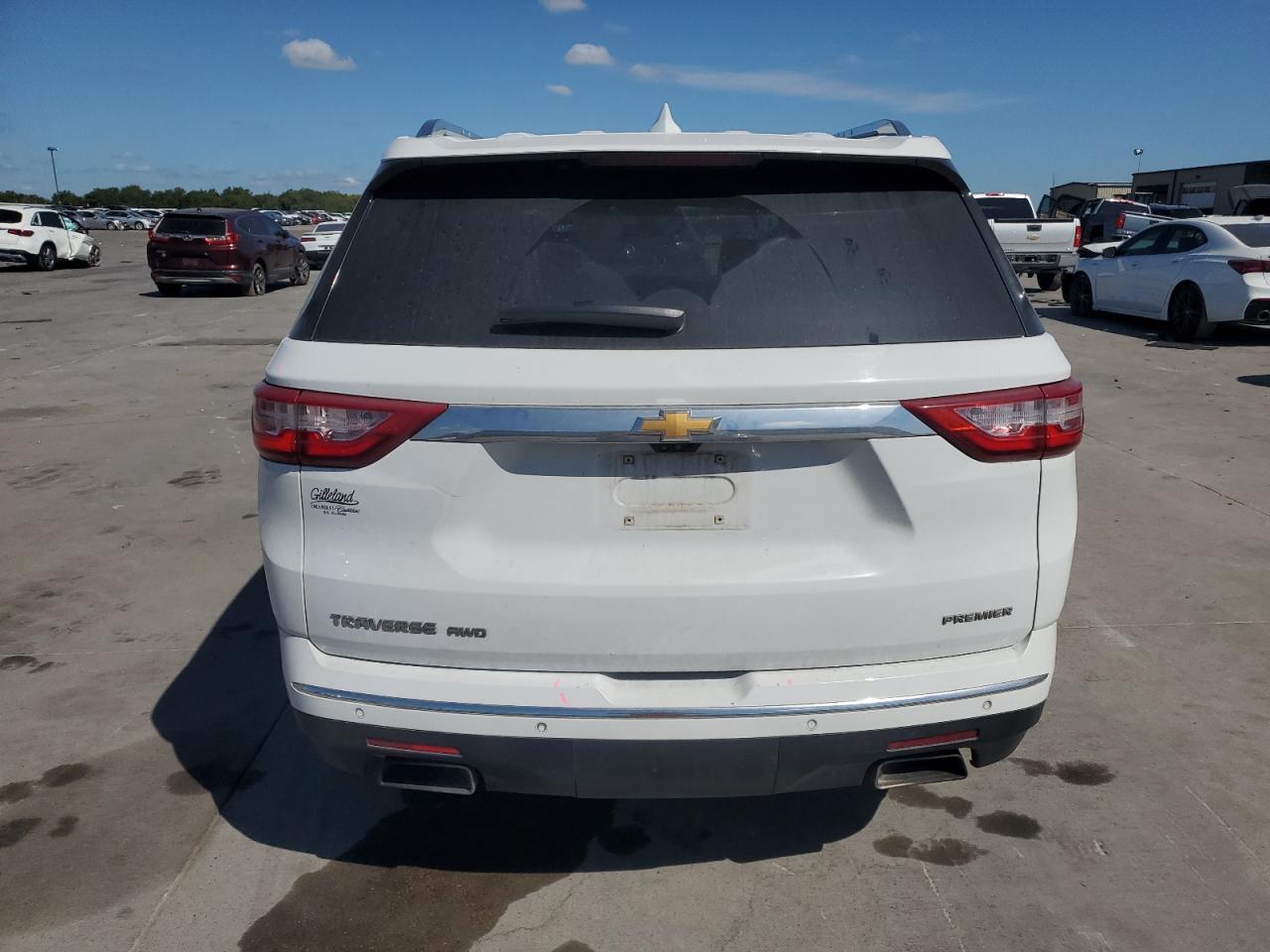 2019 Chevrolet Traverse VIN 1GNEVKKW2KJ218756 Copart auction photo, front end damage thumbnail 6