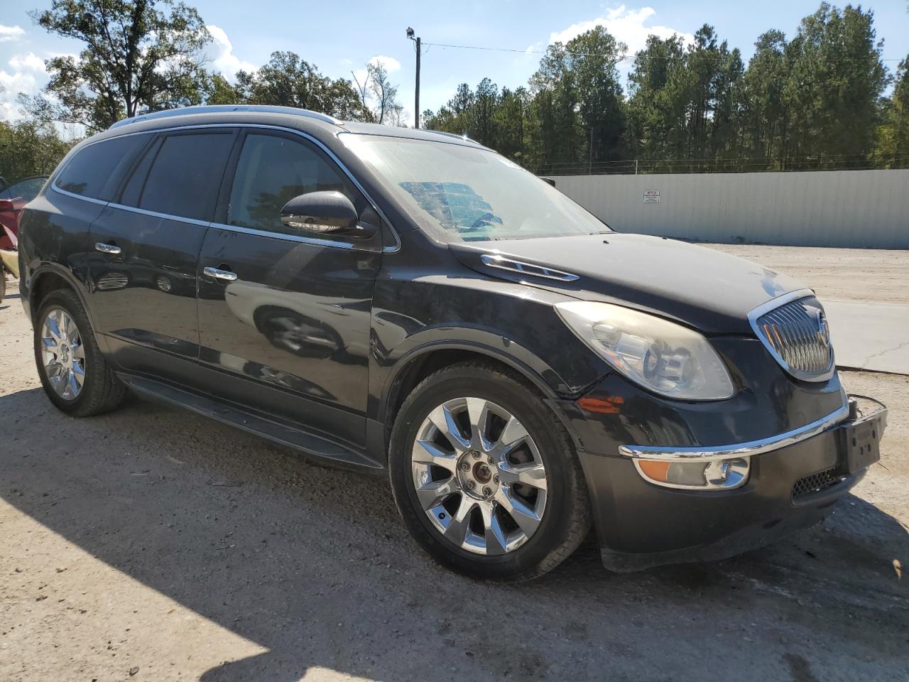 2011 Buick Enclave VIN 5GAKVCED8BJ298545 Copart auction photo, front end / minor dent/scratches damage thumbnail 4
