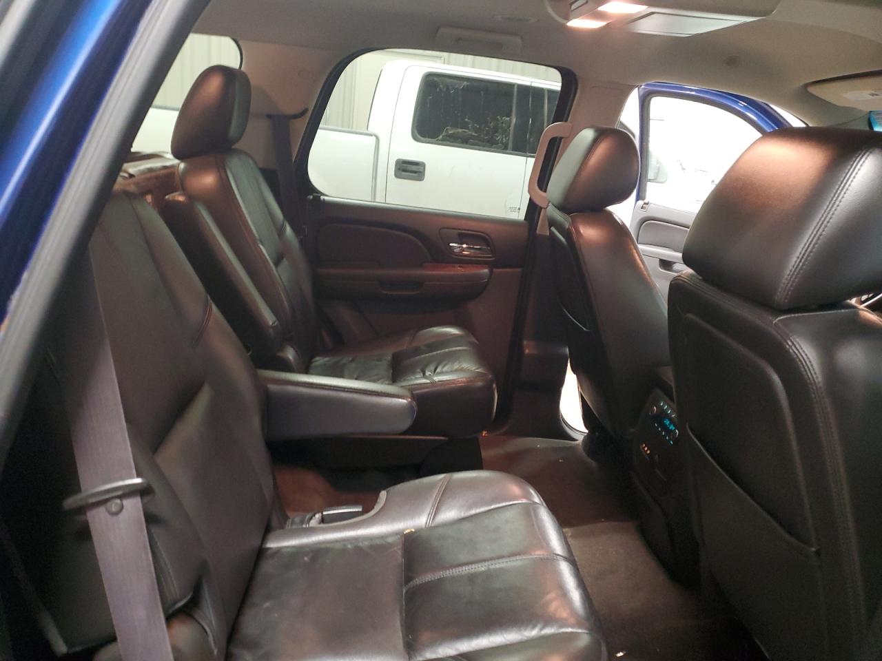 2012 Chevrolet Tahoe VIN 1GNSKBE09CR233129 Copart auction photo, front end damage thumbnail 11
