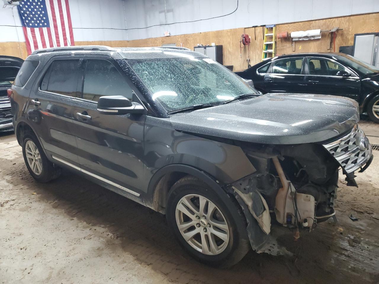 2019 Ford Explorer VIN 1FM5K8D81KGB20605 Copart auction photo, front end / undercarriage damage thumbnail 4