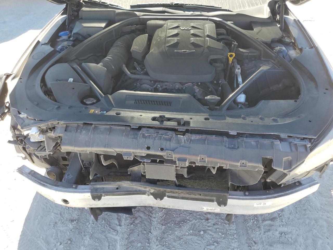 2018 Genesis G80 VIN KMHGN4JE8JU246866 Copart auction photo, front end / minor dent/scratches damage thumbnail 11