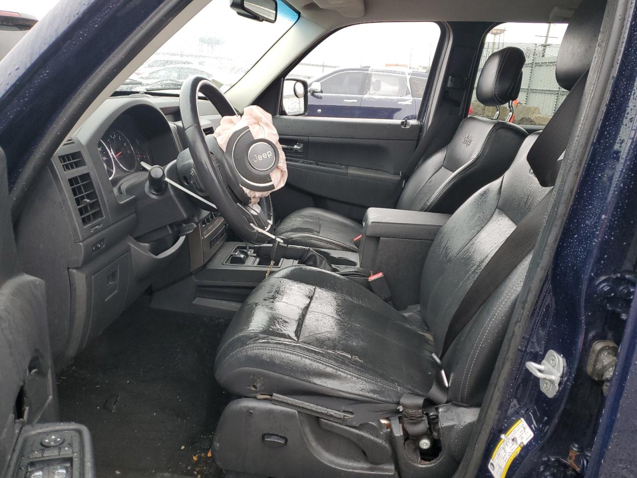 2012 Jeep Liberty (North America) VIN 1C4PJMAK4CW207432 Copart auction photo, front end / side damage thumbnail 7