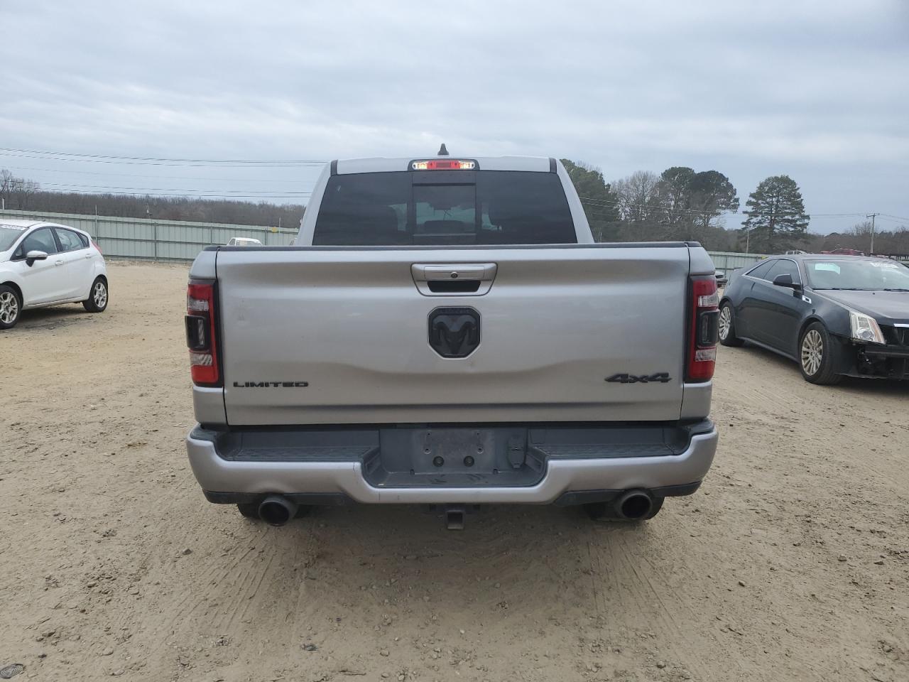 2021 RAM 1500 VIN 1C6SRFHT0MN550332 Copart auction photo, front end / minor dent/scratches damage thumbnail 6