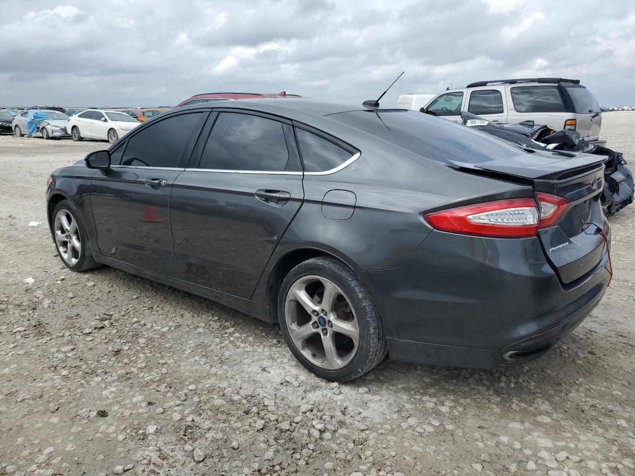 2016 Ford Fusion VIN 3FA6P0T90GR264464 Copart auction photo, normal wear / minor dent/scratches damage thumbnail 2