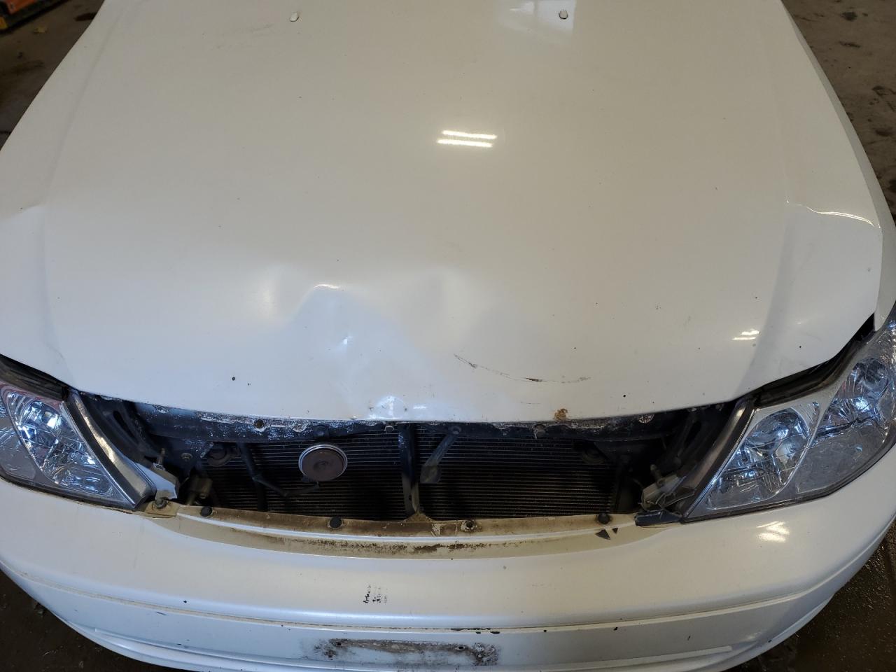 2001 Toyota Avalon VIN 4T1BF28B61U192362 Copart auction photo, front end damage thumbnail 11