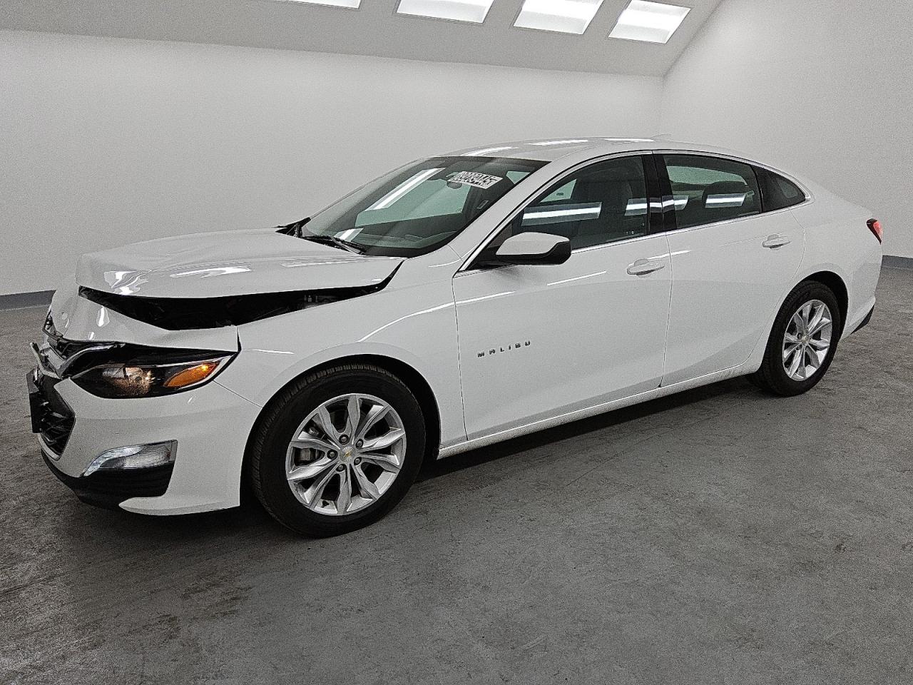 2022 Chevrolet Malibu VIN 1G1ZD5ST5NF135729