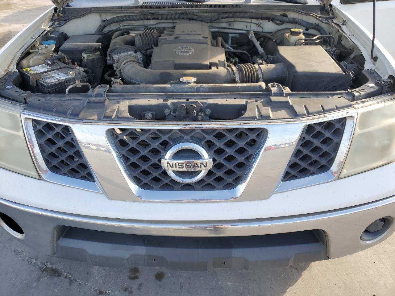 2007 Nissan Navara (Frontier) VIN 1N6AD09U37C410747 Copart auction photo, minor dent/scratches / mechanical damage thumbnail 11