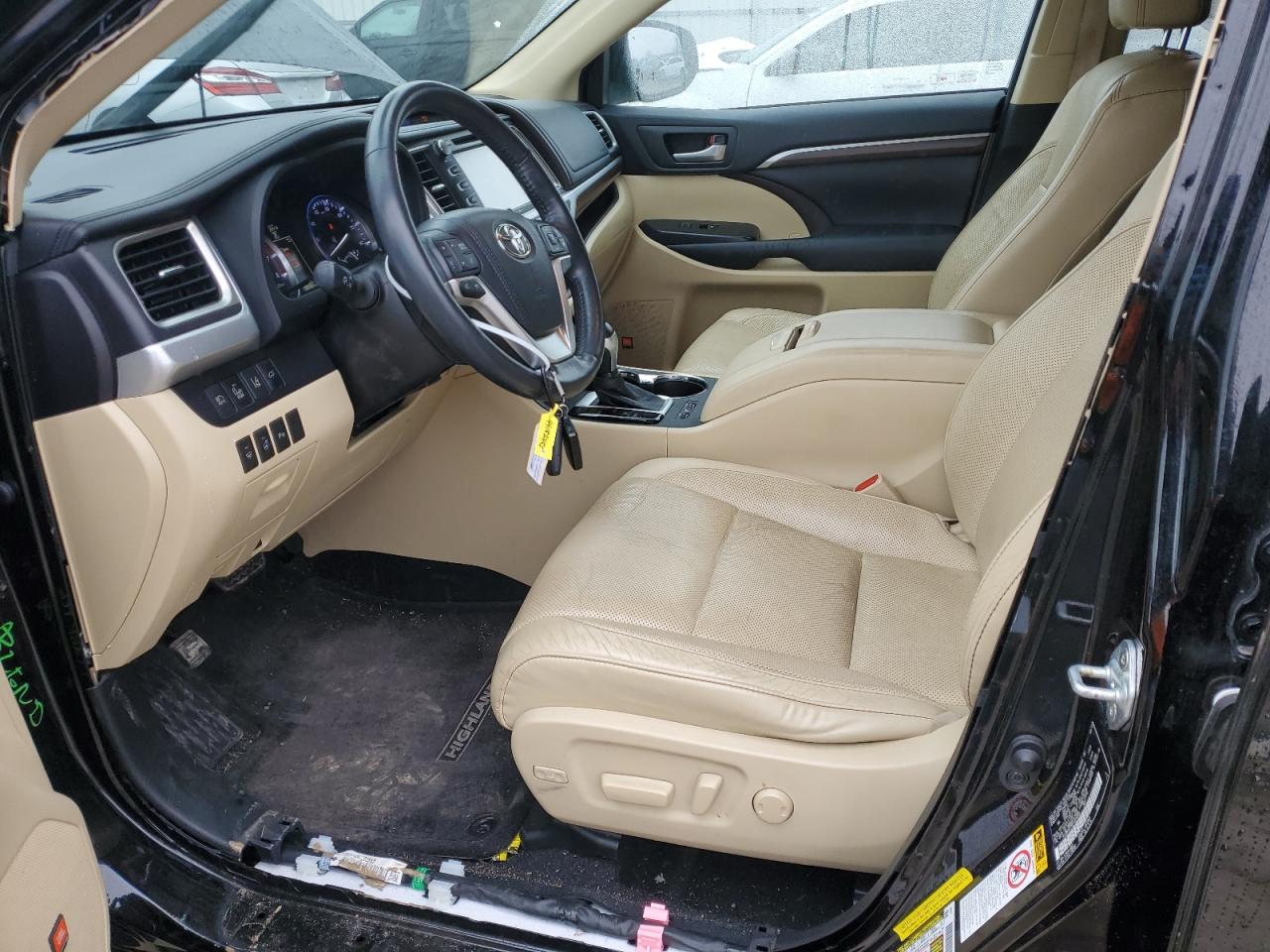 2015 Toyota Highlander VIN 5TDDKRFH8FS206895 Copart auction photo, rear end damage thumbnail 7