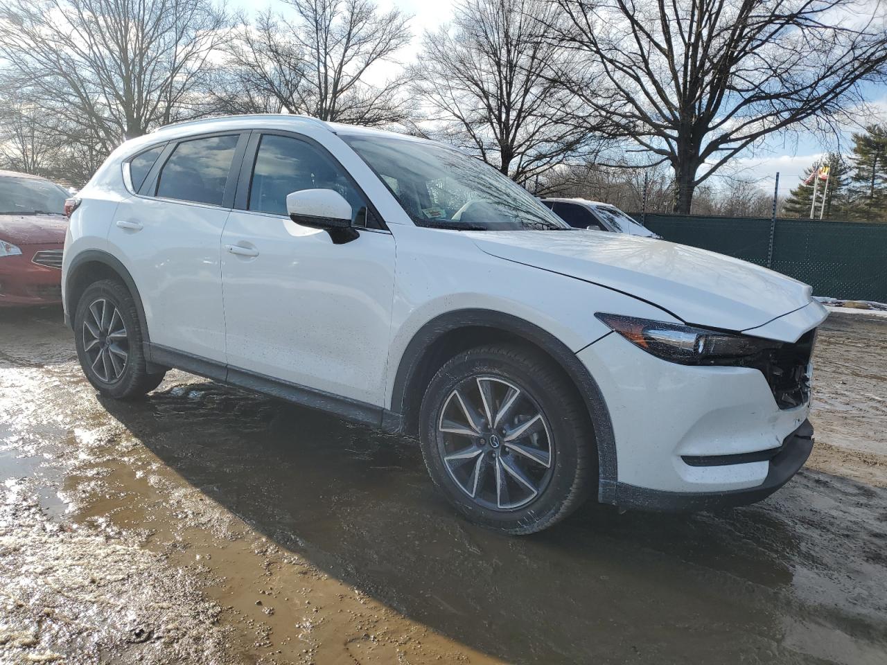 2018 Mazda CX-5 VIN JM3KFBCM5J0362531 Copart auction photo, front end / minor dent/scratches damage thumbnail 4