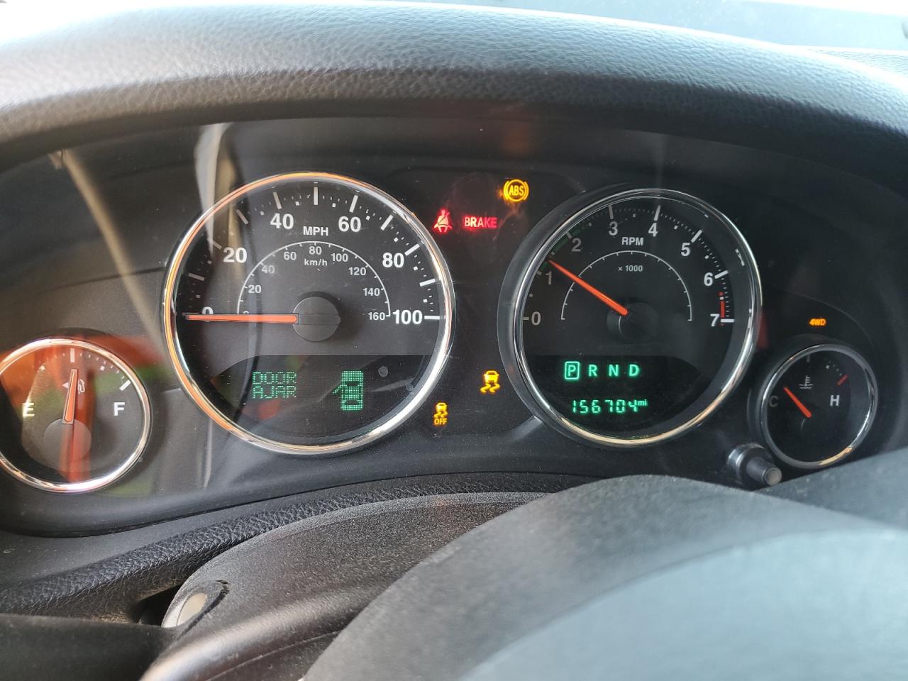 2015 Jeep Wrangler VIN 1C4HJWDG2FL692957 Copart auction photo, front end / minor dent/scratches damage thumbnail 9