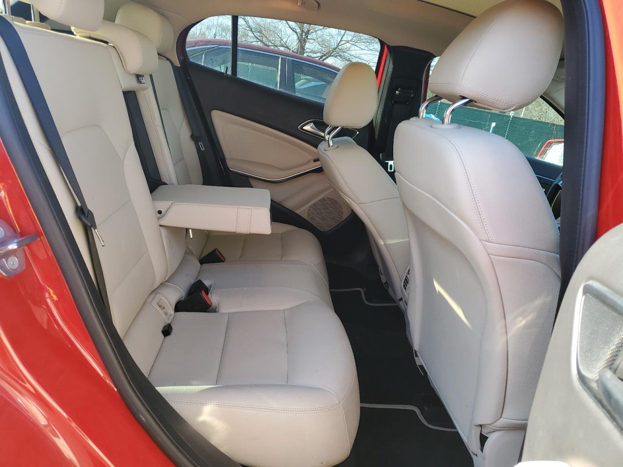 2018 Mercedes-Benz GLA-klasse VIN WDCTG4GB5JJ531157 Copart auction photo, front end / minor dent/scratches damage thumbnail 10