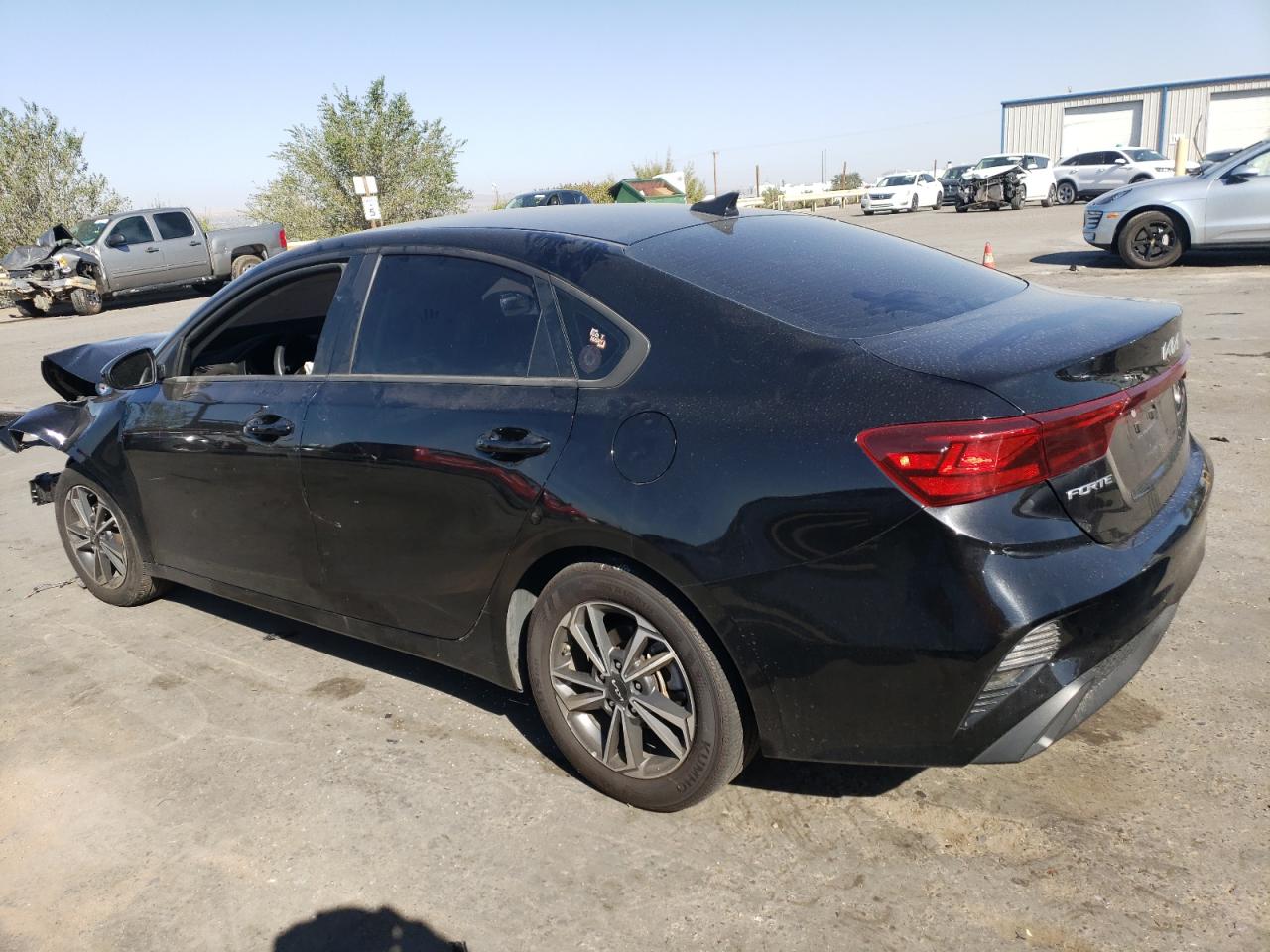 2022 KIA Forte VIN 3KPF24AD3NE433114 Copart auction photo, front end damage thumbnail 2