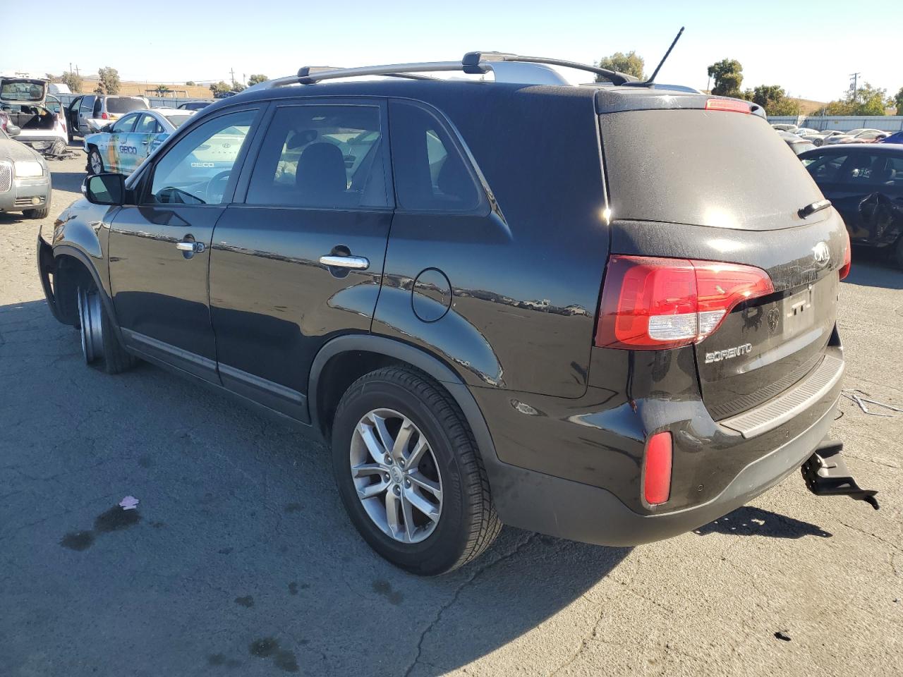 2014 KIA Sorento VIN 5XYKT4A68EG498203 Copart auction photo, all over damage thumbnail 2