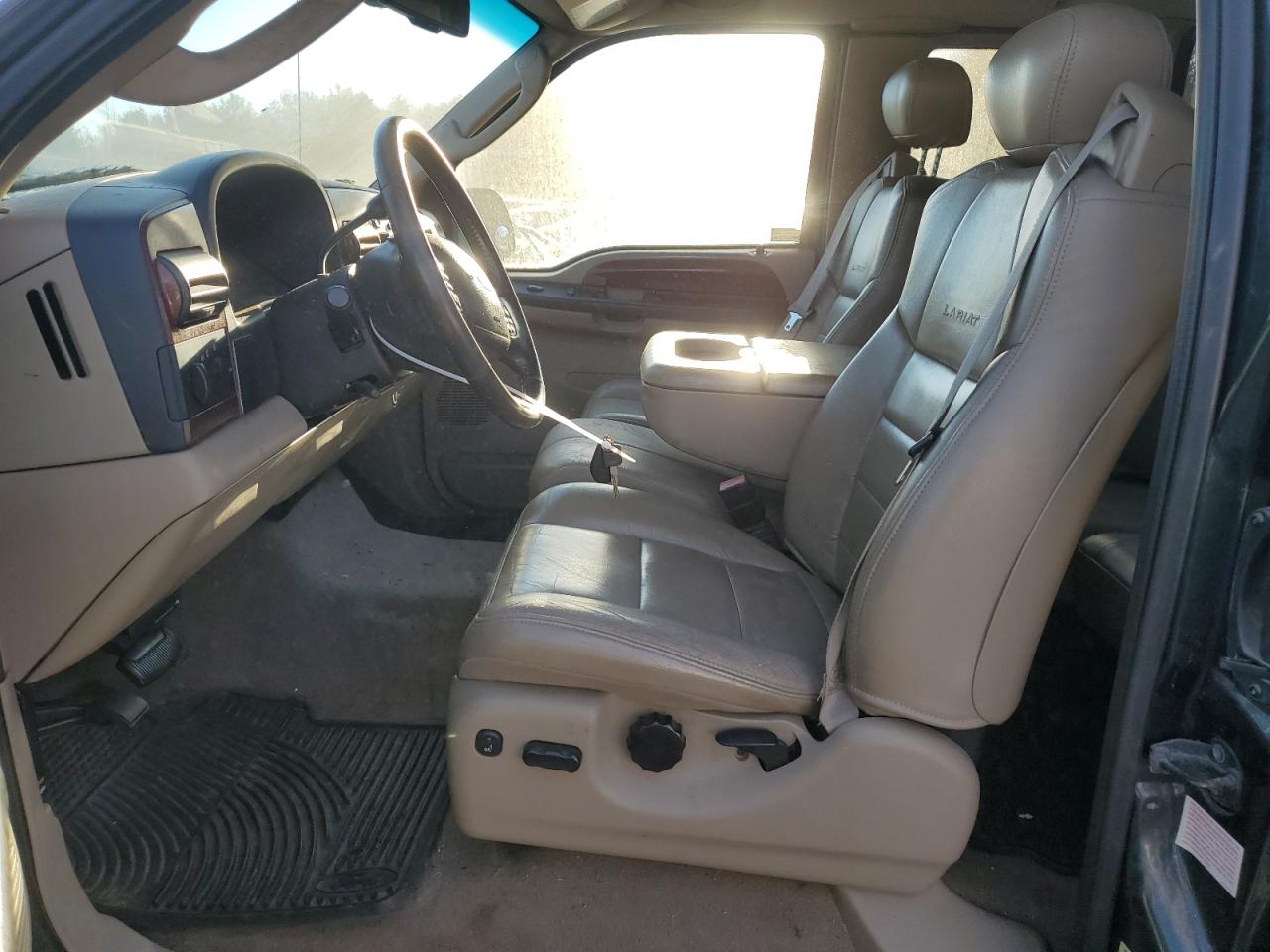 2006 Ford F250 VIN 1FTSX21P76EA04604 Copart auction photo, frame damage / minor dent/scratches damage thumbnail 7