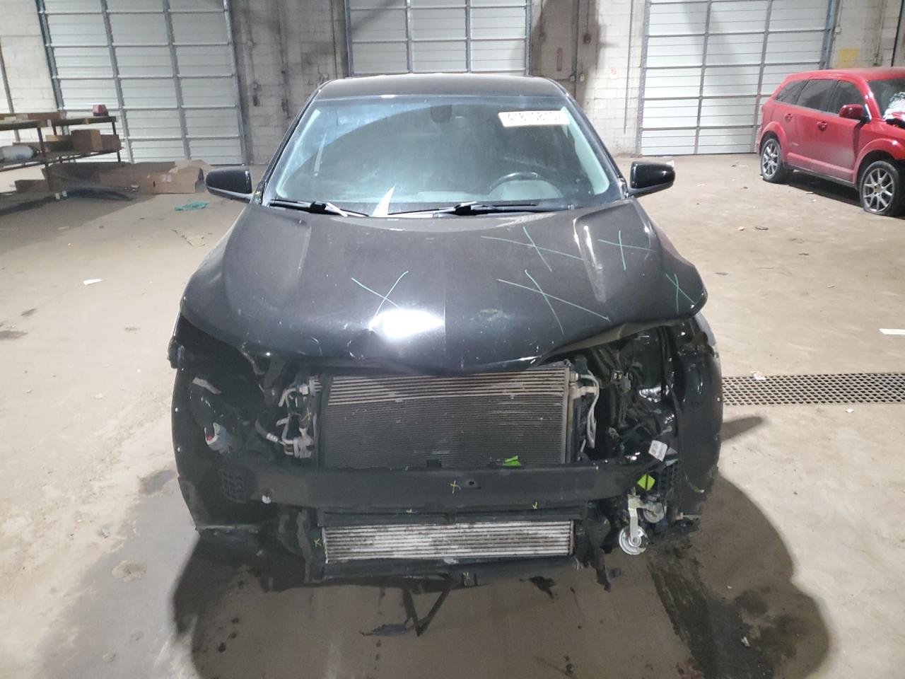 2019 Chevrolet Equinox VIN 2GNAXKEV5K6133001 Copart auction photo, front end damage thumbnail 5