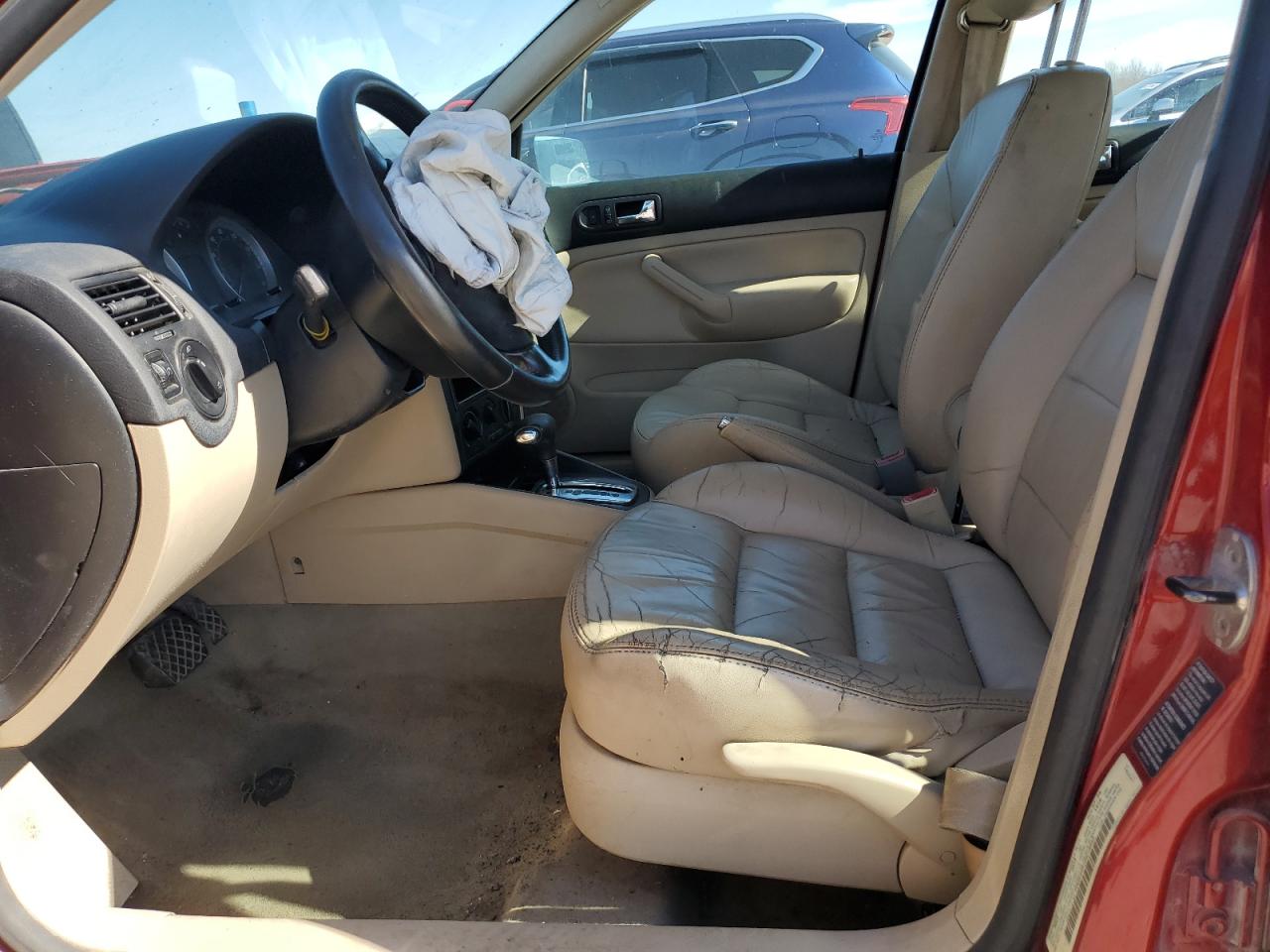 2005 Volkswagen Jetta VIN 3VWSK69M15M019640 Copart auction photo, front end damage thumbnail 7