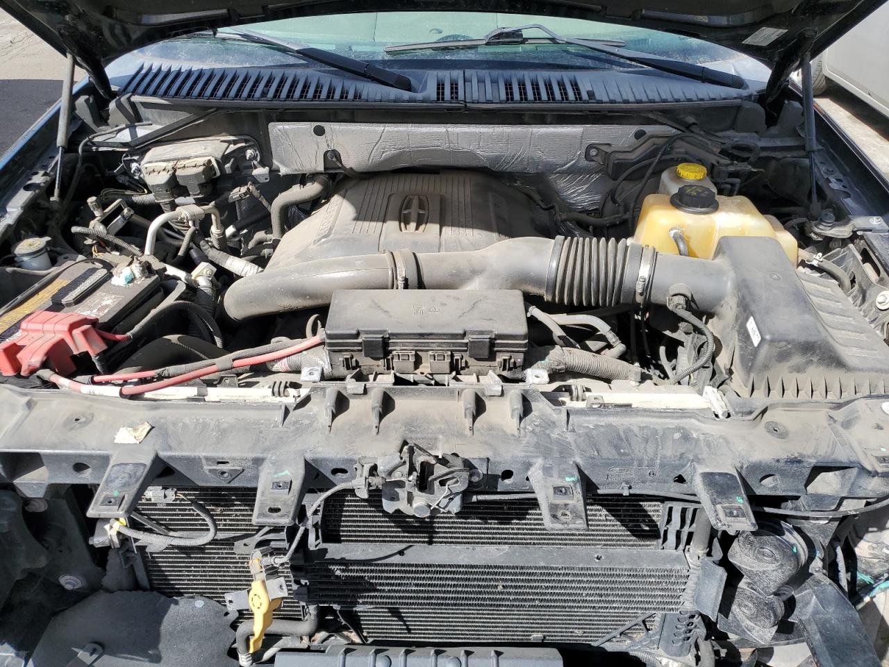 2016 Lincoln Navigator VIN 5LMJJ2JT1GEL08371 Copart auction photo, front end damage thumbnail 12