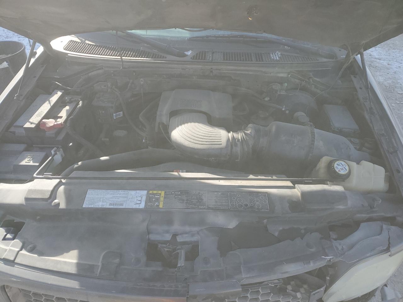 2003 Ford F-150 VIN 1FTRW08L03KC57141 Copart auction photo, front end damage thumbnail 11