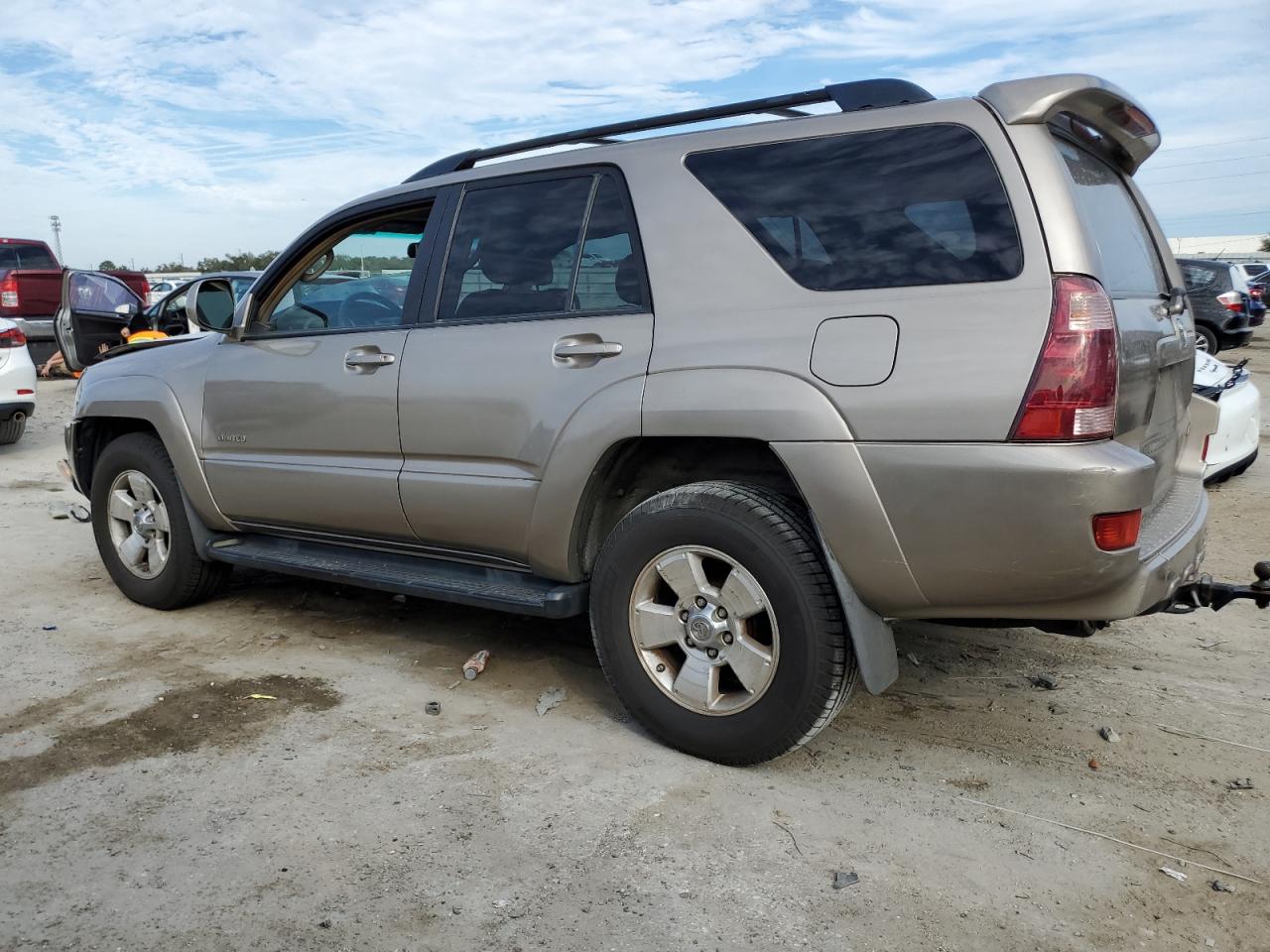 2005 Toyota 4Runner VIN JTEZT17R958005890 Copart auction photo, front end damage thumbnail 2