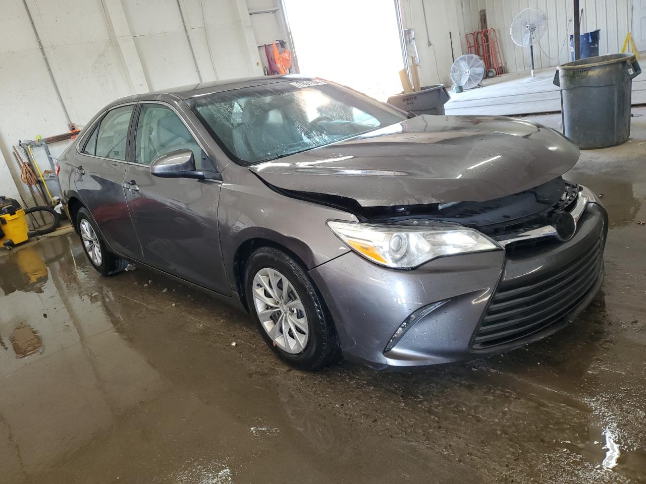 2017 Toyota Camry VIN 4T1BF1FK0HU646063 Copart auction photo, front end / mechanical damage thumbnail 4
