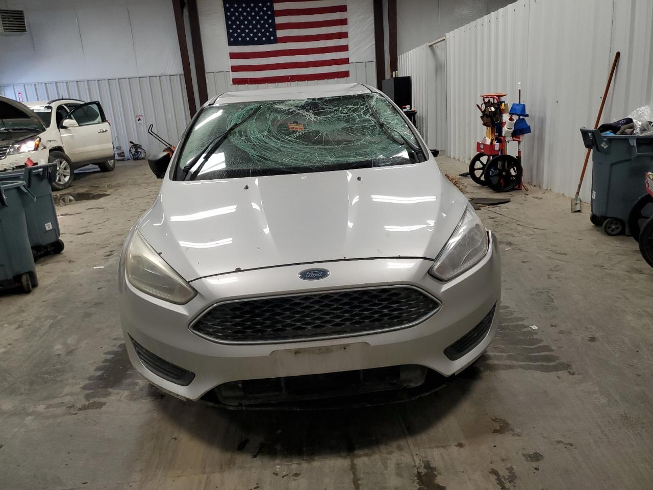 2017 Ford Focus VIN 1FADP3E21HL255961 Copart auction photo, all over damage thumbnail 5